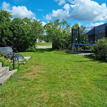 Charmigt Hus Pa Landet Naera Till Bad Strömstad Extérieur photo